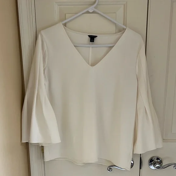 Ann Taylor Off white Blouse with 3/4 sleeves. - Picture 1 of 4